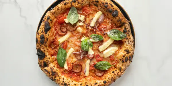 Chorizo pizza